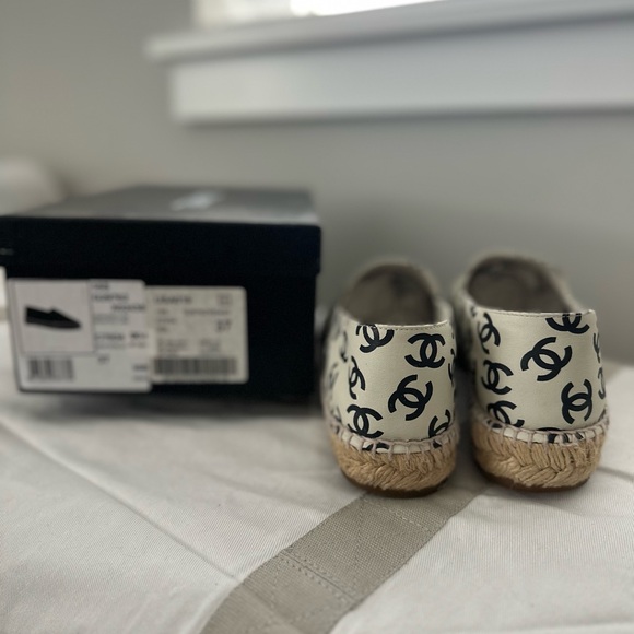 Chanel Espadrille Printed Lamb size 37 - Picture 3 of 6